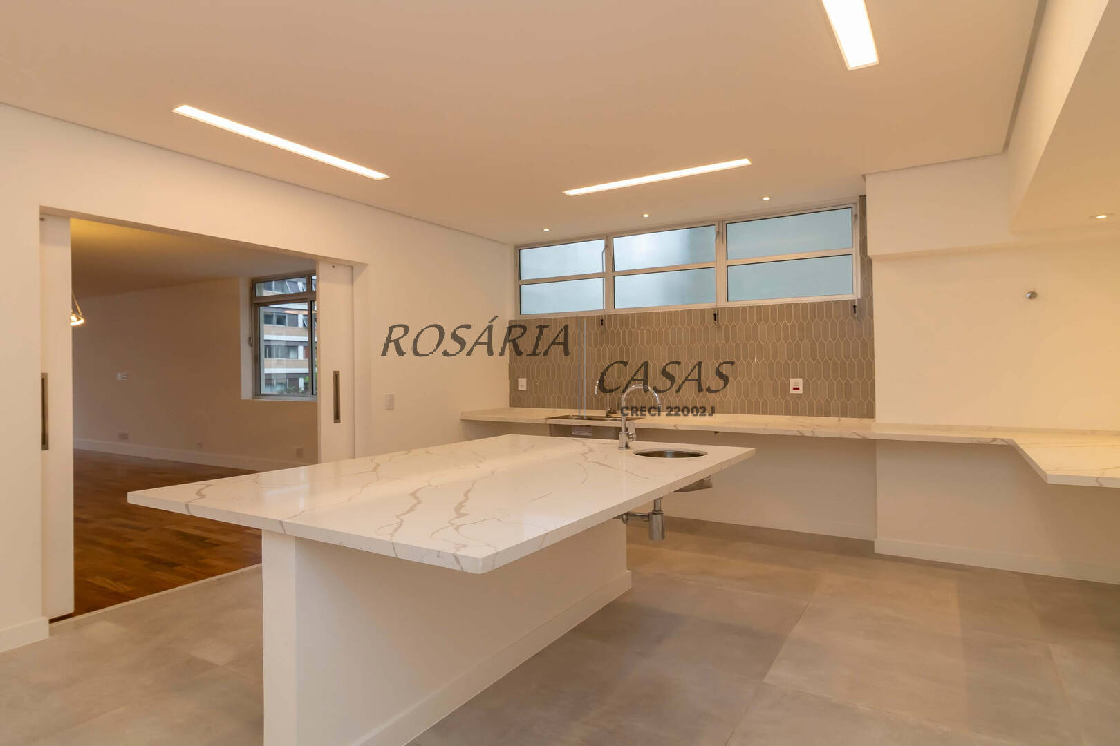 Apartamento, 3 quartos, 270 m² - Foto 2