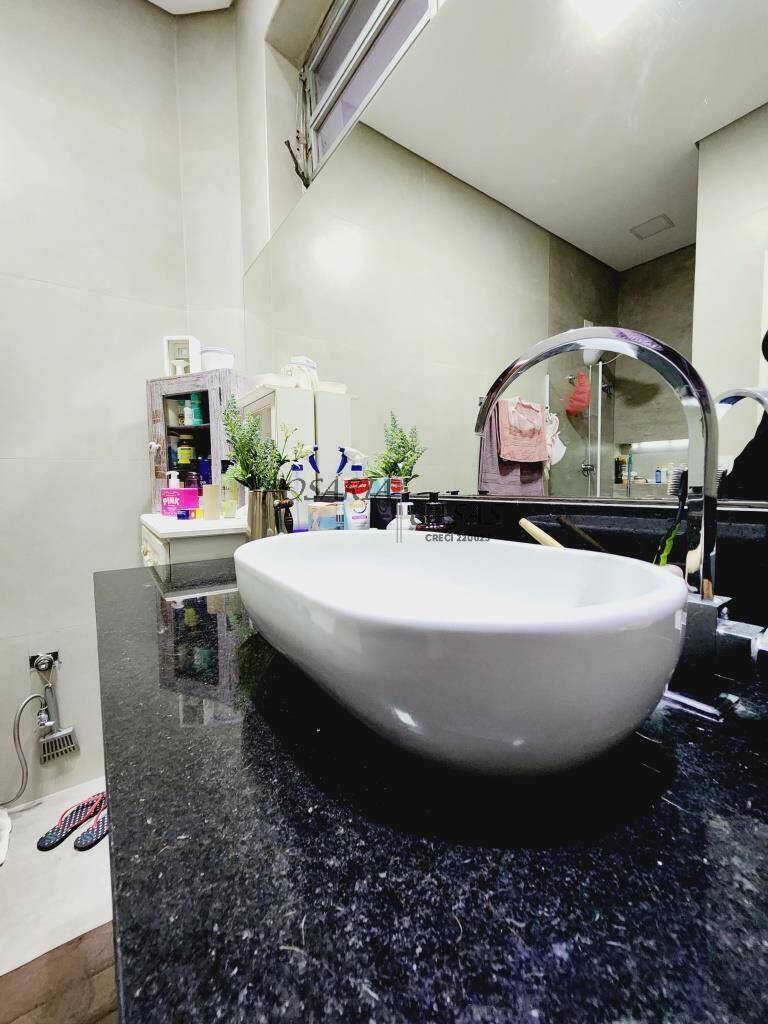 Casa, 3 quartos, 235 m² - Foto 63