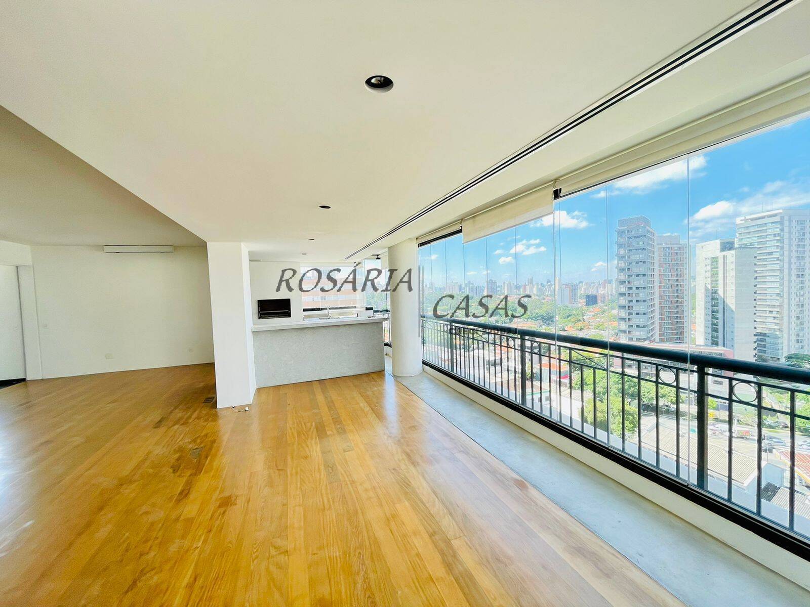 Apartamento, 215 m² - Foto 2